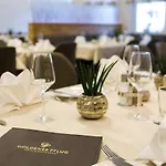 & Restaurant Goldener Pflug Hotel