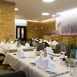 & Restaurant Goldener Pflug Ludwigsburg