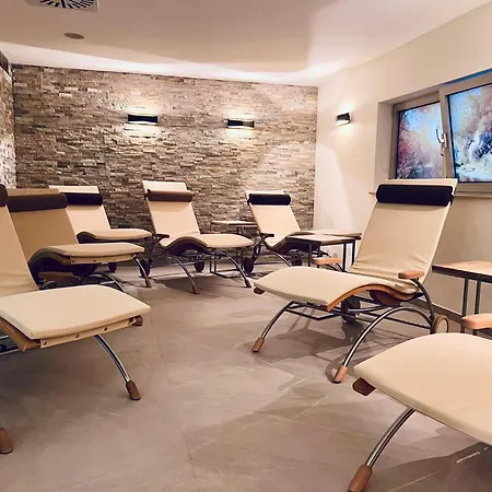 金色弗拉格餐厅酒店 酒店