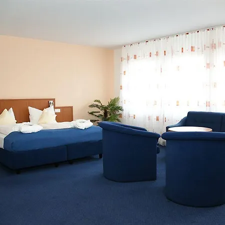 & Restaurant Goldener Pflug Hotel
