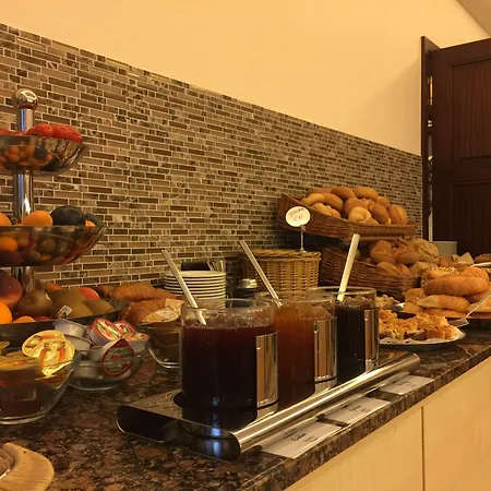 金色弗拉格餐厅酒店 酒店