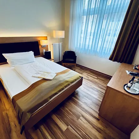 酒店 金色弗拉格餐厅酒店 路德维希堡