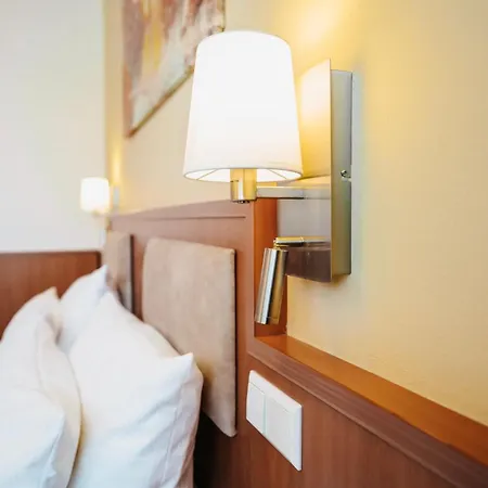 金色弗拉格餐厅酒店 酒店 路德维希堡