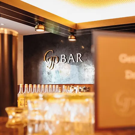 & Restaurant Goldener Pflug 호텔 루드빅스부르크
