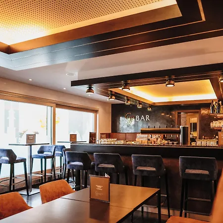 & Restaurant Goldener Pflug