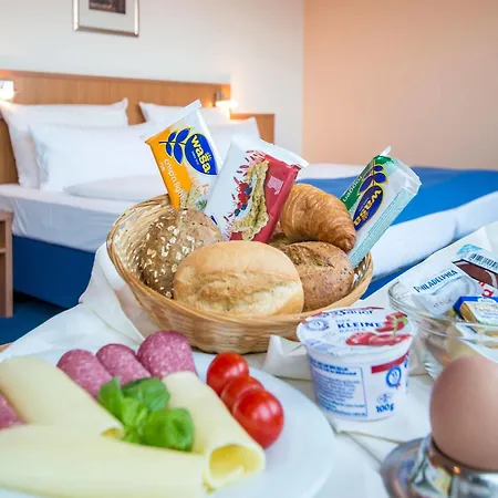 & Restaurant Goldener Pflug Hotel 4*