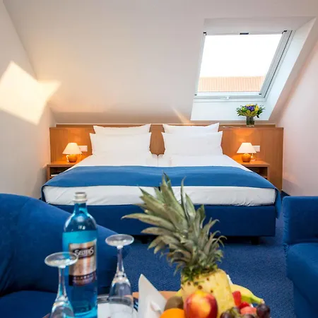 & Restaurant Goldener Pflug Hotel