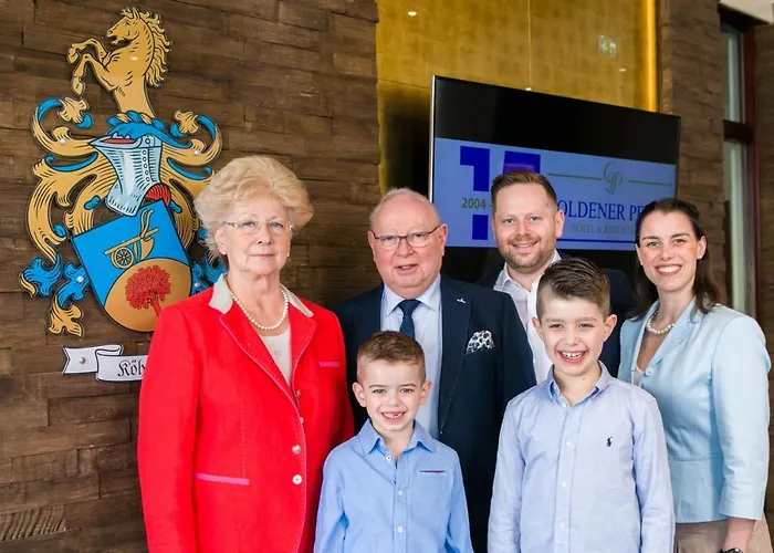 & Restaurant Goldener Pflug Otel 4*