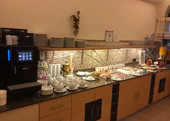 & Restaurant Goldener Pflug