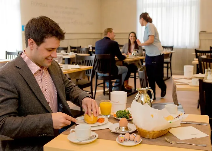 & Restaurant Goldener Pflug